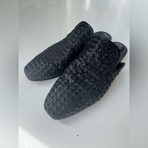 Freda Salvador Black Woven Slides 8.5